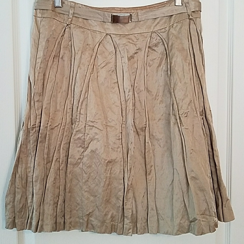 Cue Australia crushed GOLD skirt!